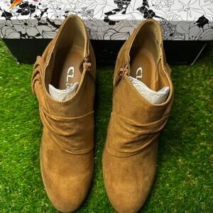 Chinese laundry tan suede ankle boots